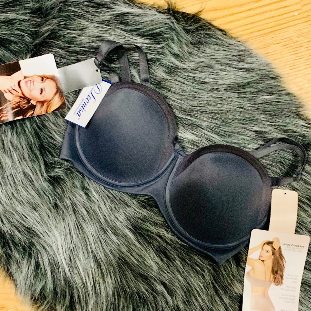 NWT Thalia by Leonisa Macy’s 36B bra